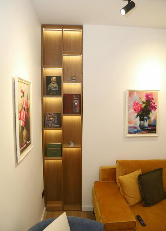 Mjolly Apartment Tiranë Ngoại thất bức ảnh